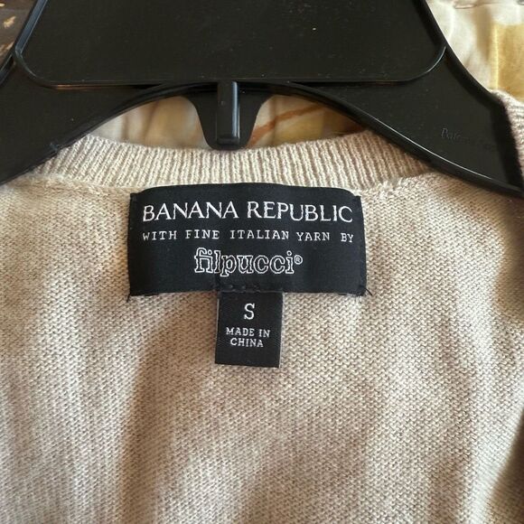 Banana Republic tan beige size small sweater - Picture 4 of 4